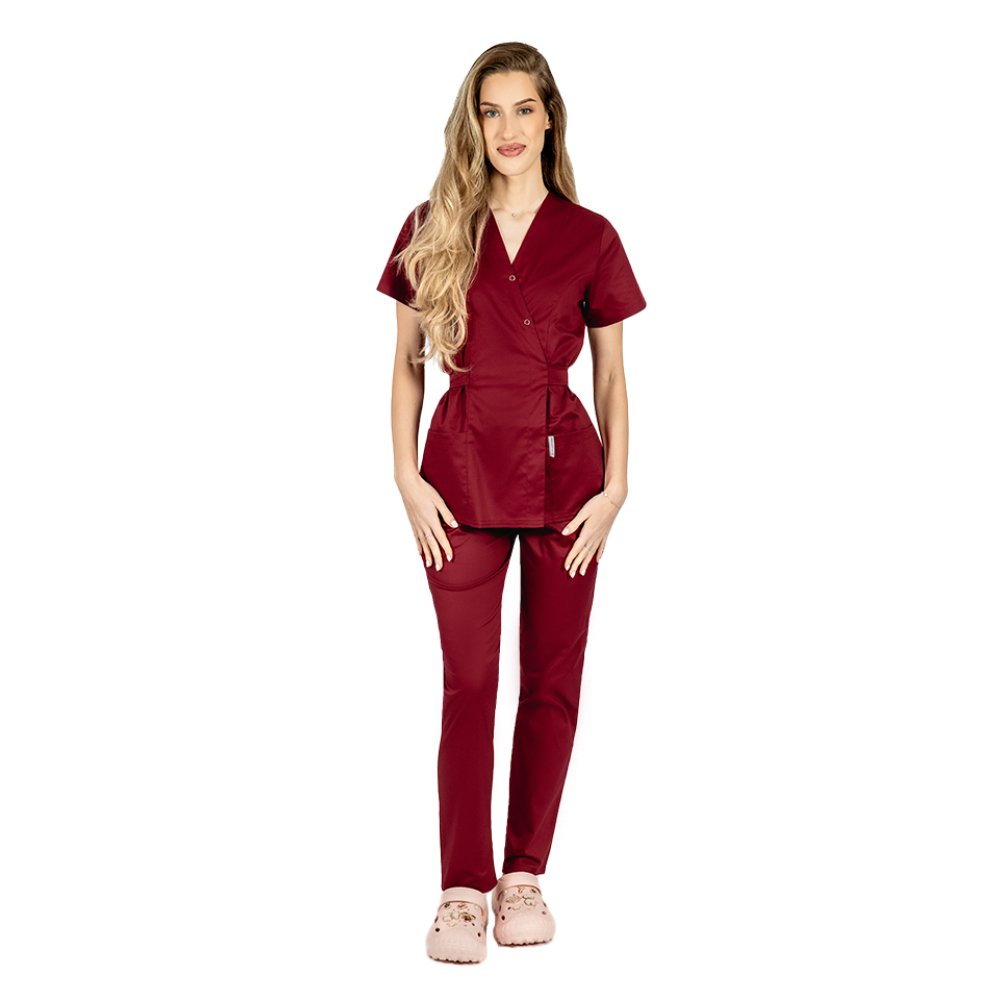Costum medical kimono grena, cu elastan, bluza tip kimono si pantaloni cu snur in talie