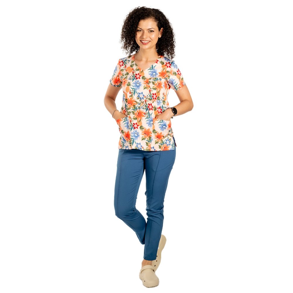 Costum medical stretch Flowers cu bluza imprimata si pantaloni stretch jeans cu snur si elastic