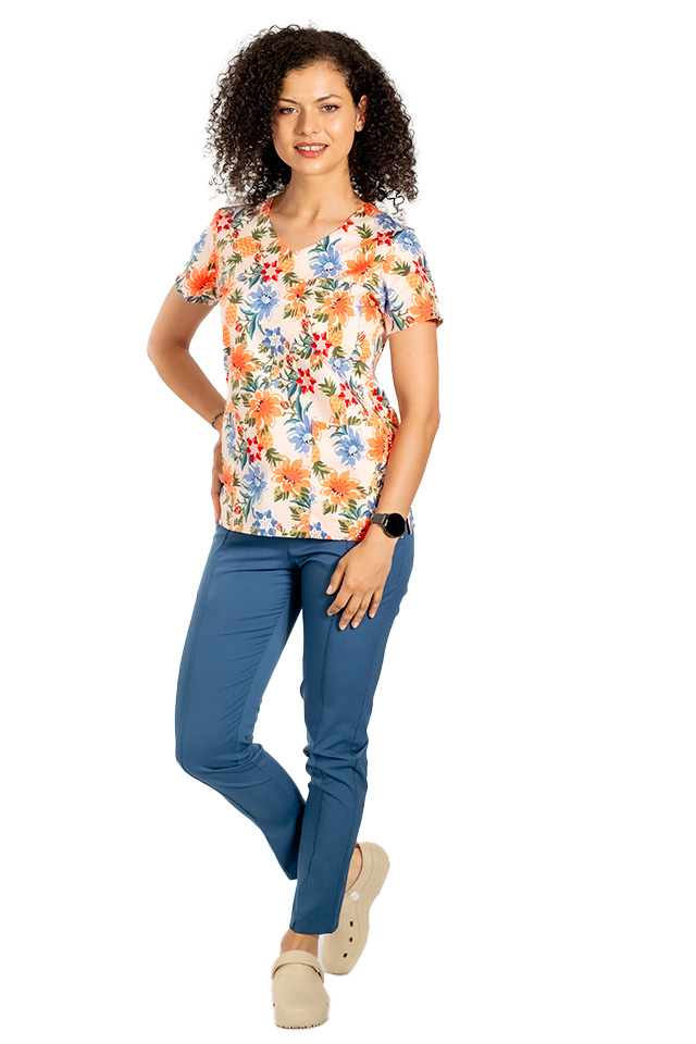 Costum medical stretch Flowers cu bluza imprimata si pantaloni stretch jeans cu snur si elastic