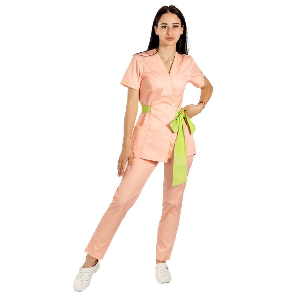 Costum medical kimono piersica cu paspol lime, cordon cu legare tip fundita si pantaloni piersica