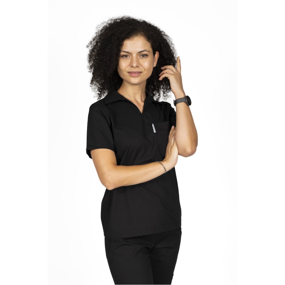 Costum medical stretch polo negru, cu bluza in V si pantaloni tip jogger, cu snur si elastic