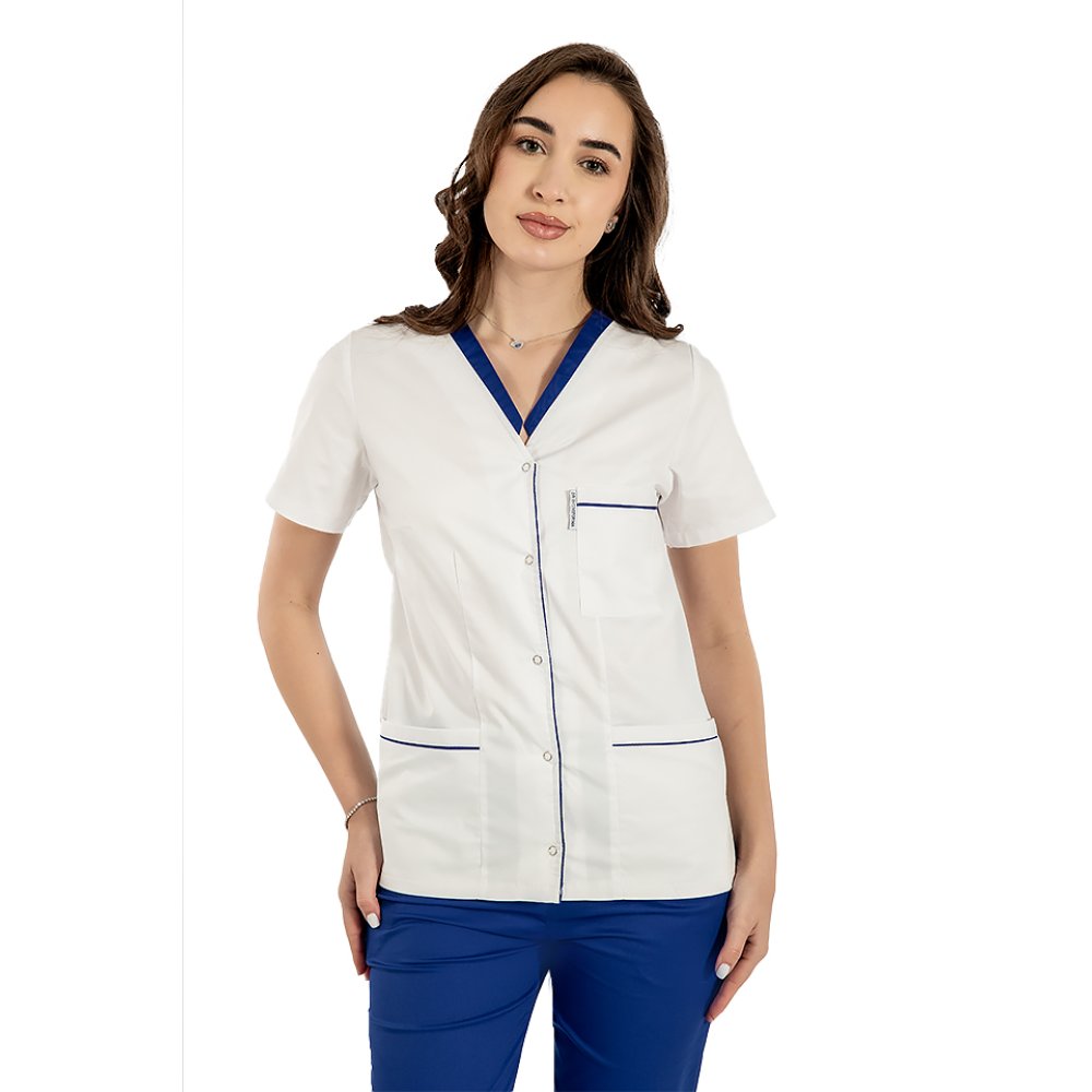 Halat medical cu elastan alb cu paspol albastru, capse si trei buzunare aplicate