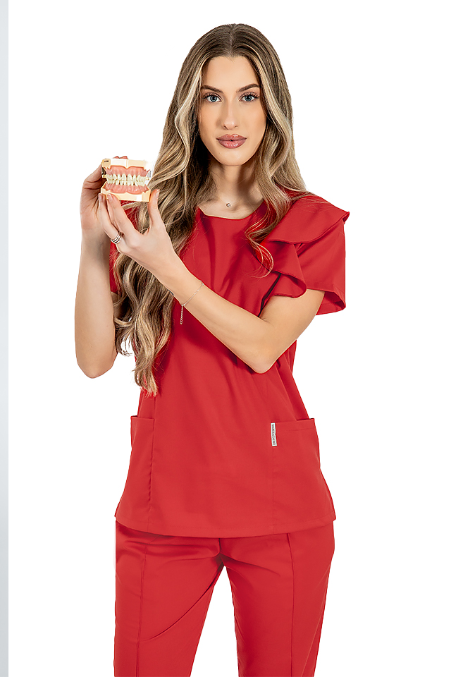 Costum medical stretch Cristina, culoare rosu, bluza cu volane si pantaloni cu snur si elastic