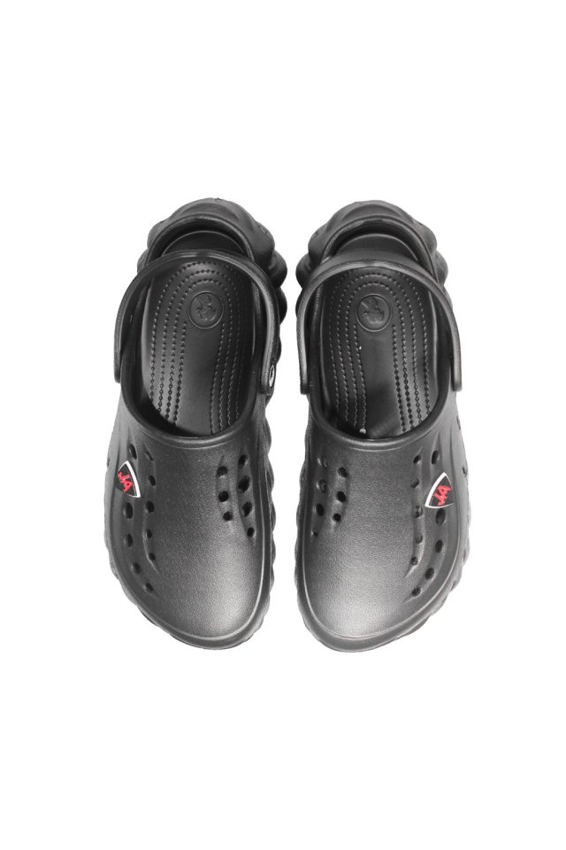 Saboti medicali profesionali tip crocs negri din spuma EVA - model barbati, cu detalii aplicate