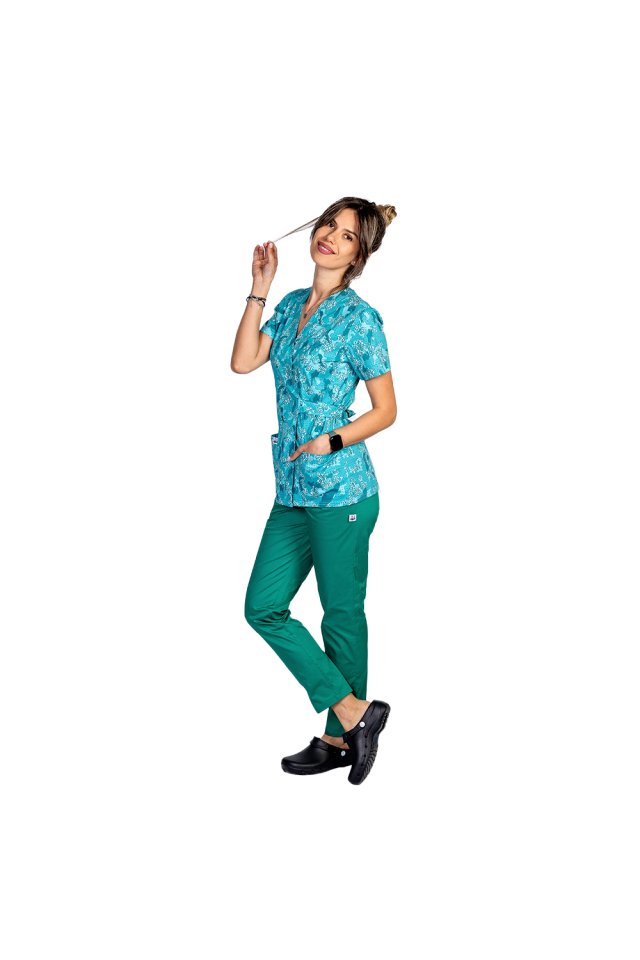 Costum medical kimono Green Army, bluza cu imprimeu si pantaloni cu elastic