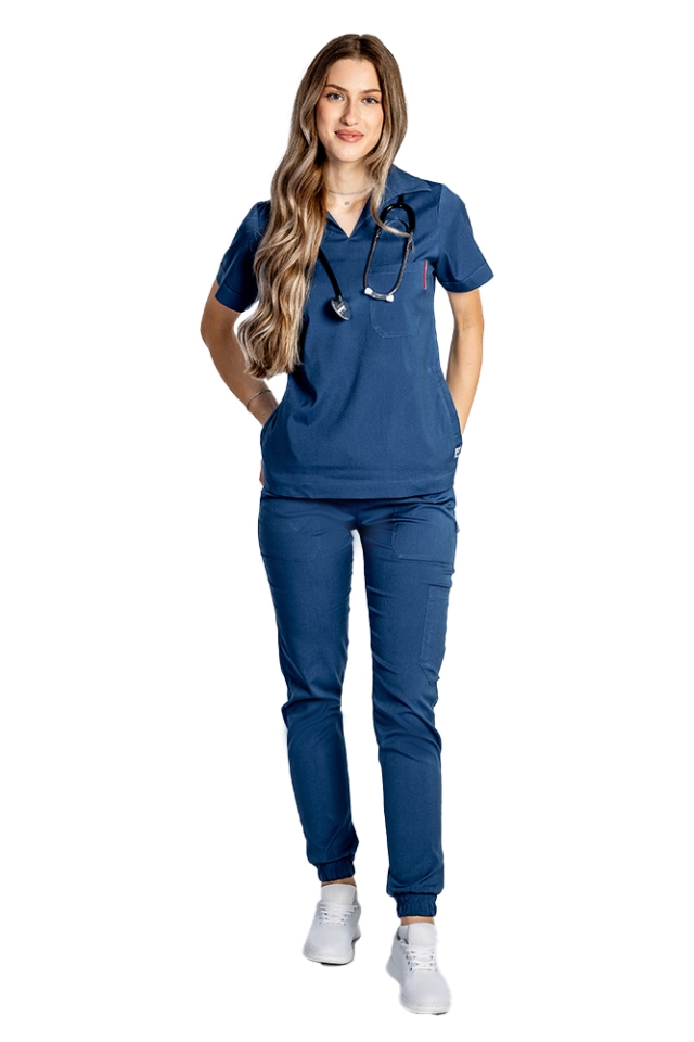 Costum medical stretch polo jeans, cu bluza in V si pantaloni tip jogger, cu snur si elastic