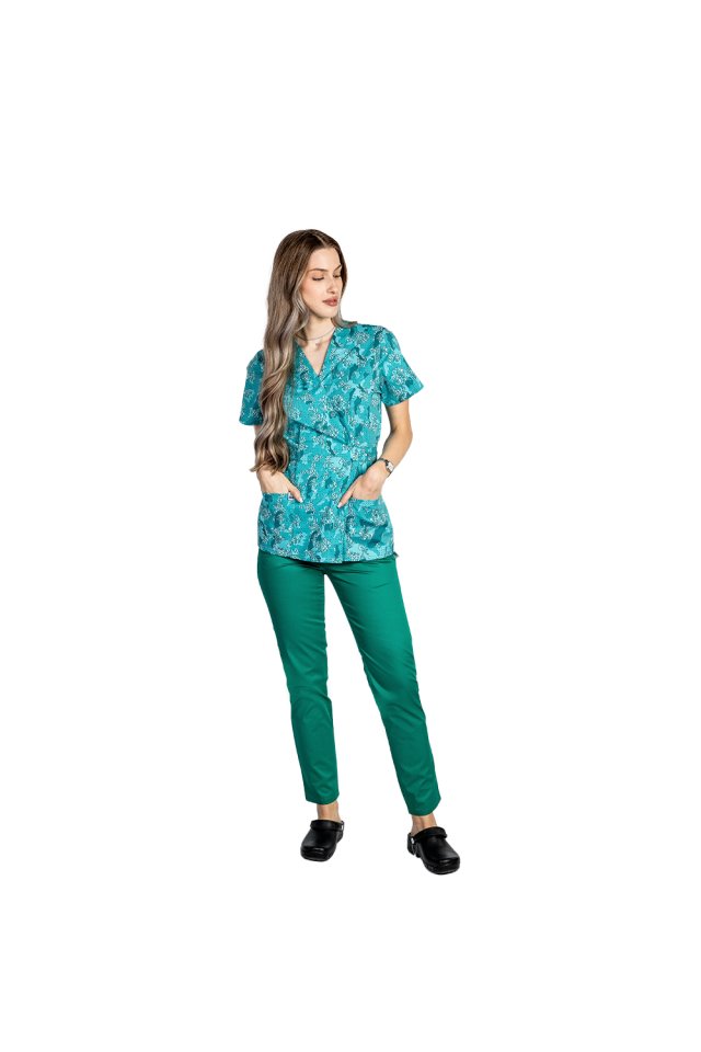 Costum medical kimono Green Army, bluza cu imprimeu si pantaloni cu elastic