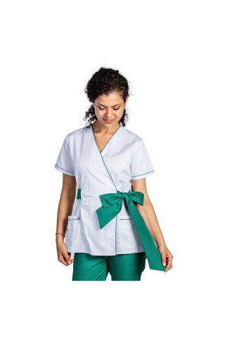 Costum medical kimono alb cu paspol verde si cordon cu legare tip fundita 