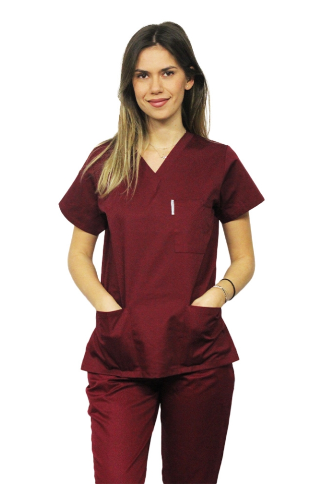 Costum medical grena, bluza cu anchior in V, trei buzunare si pantaloni cu elastic