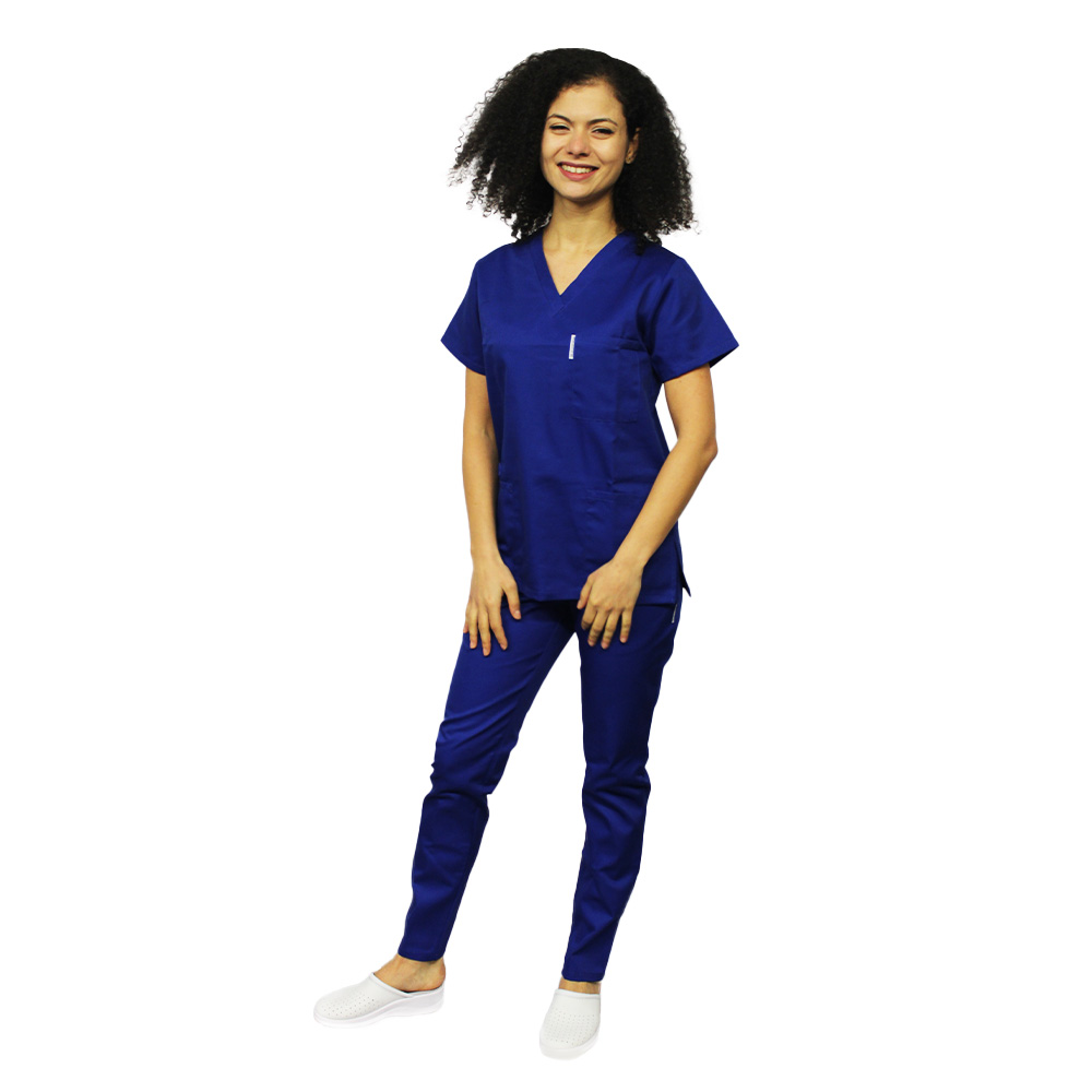 Uniforma curatenie albastru, bluza cu anchior in V, trei buzunare si pantaloni cu elastic.