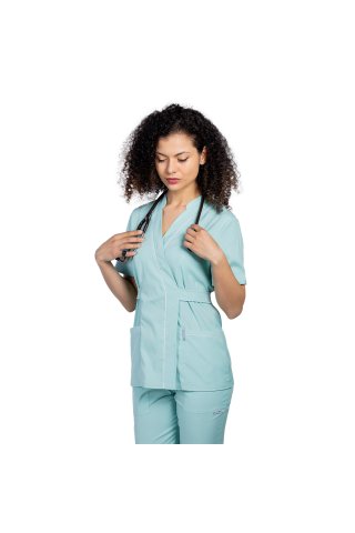 Costum medical stretch menta, cu bluza kimono cu paspol alb si pantaloni tip jogger