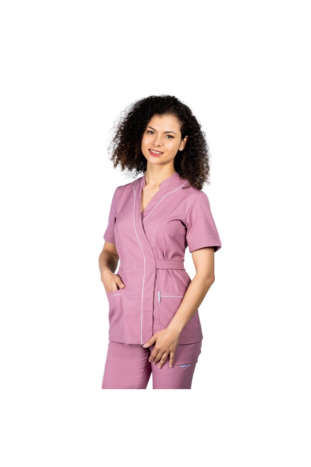 Halat medical kimono stretch roz pudrat cu doua buzunare aplicate si guler tip tunica