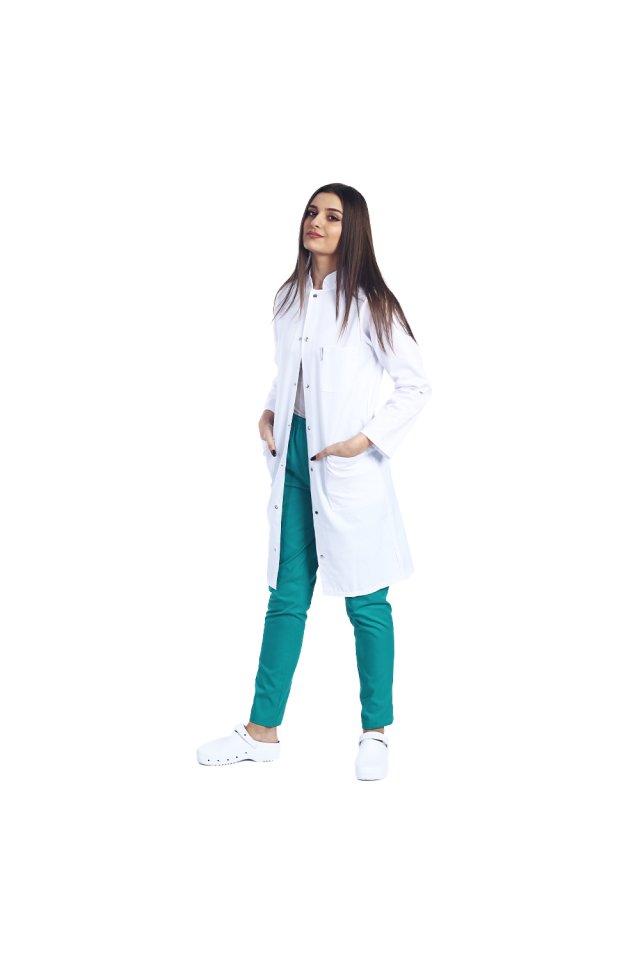 Halat medical alb, unisex, cu guler tip tunica si trei buzunare si maneca lunga