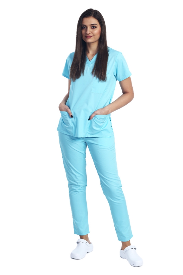 Costum medical menta cu bluza cu anchior in forma V si pantaloni cu elastic