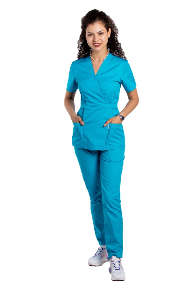 Costum medical turcoaz, cu bluza tip kimono si pantaloni turcoaz cu elastic