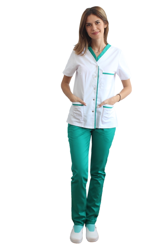 Costum medical format din bluza alb cu paspol verde si pantaloni verde chirurgical..