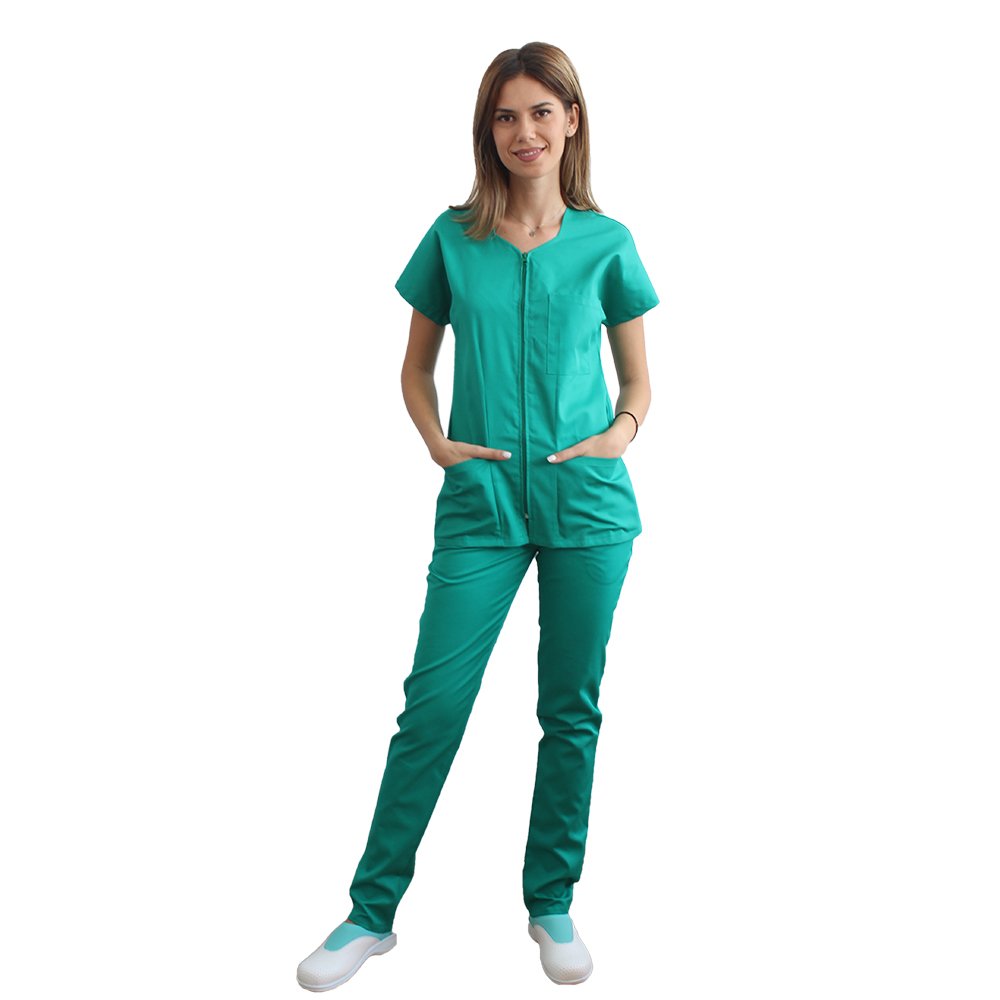 Costum medical verde chirurgical, bluza cu fermoar cambrata, trei buzunare si pantaloni cu elastic