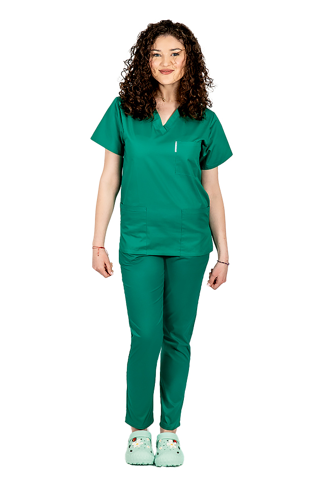 Costum medical verde , cu bluza cu anchior in V si pantaloni verde chirurgical  4