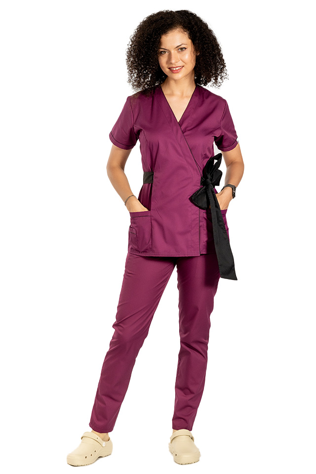 Costum medical kimono visina cu paspol negru, cordon cu legare tip fundita si pantaloni visina 4