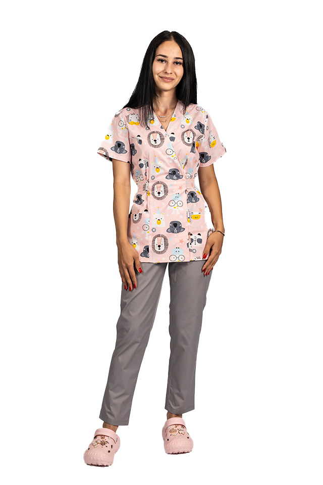 Costum medical kimono Lion, cu bluza cu imprimeu  si pantaloni cu elastic 4