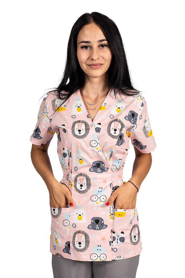 Costum medical kimono Lion, cu bluza cu imprimeu  si pantaloni cu elastic 3