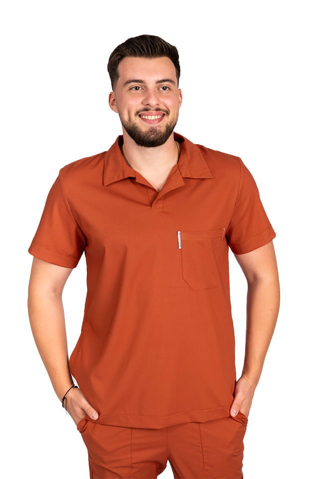 Costum medical stretch polo barbati caramel, cu bluza in V si pantaloni tip jogger, cu snur si elastic 4