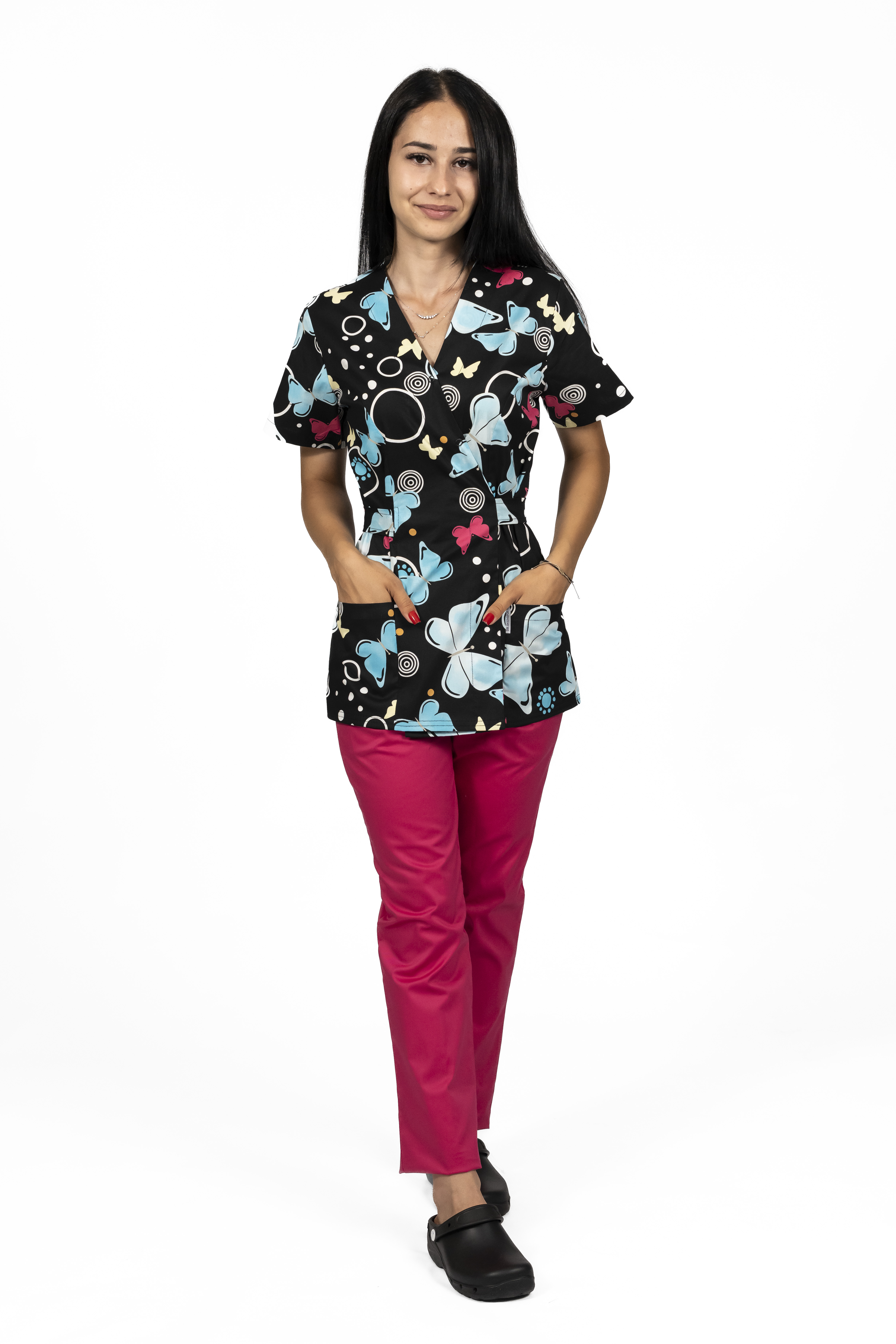Costum medical kimono Blackbutterfly, cu bluza cu imprimeu  si pantaloni cu elastic 4