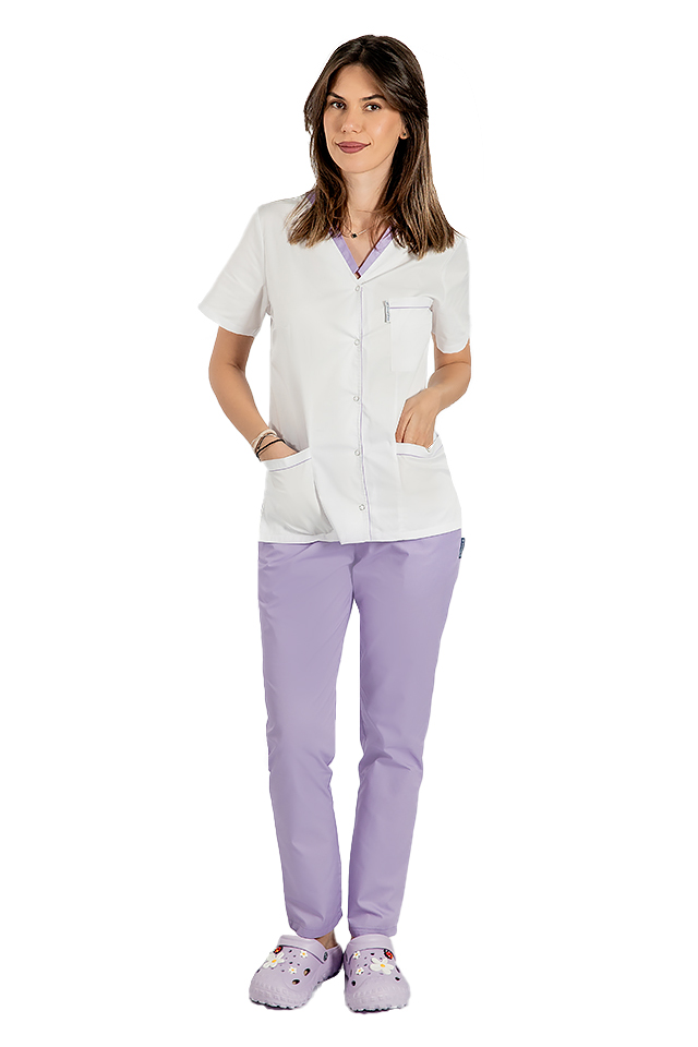 Costum medical cu elastan format din bluza alb cu paspol lila si pantaloni lila cu elastic