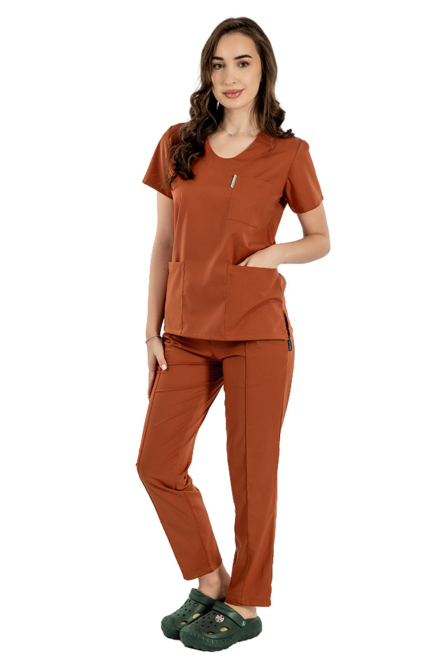 Costum medical stretch caramel cu bluza in V si pantaloni cu snur si elastic 4