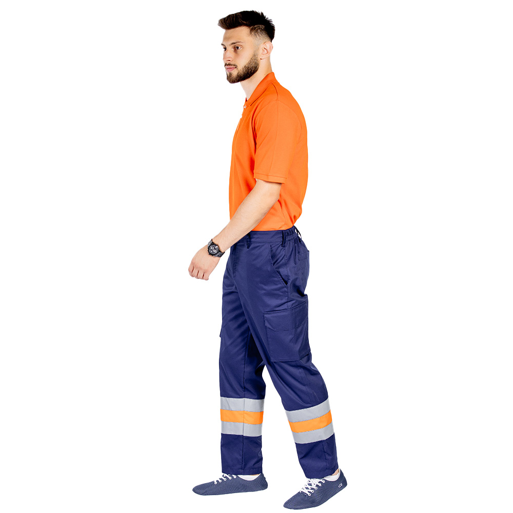 Pantaloni model AMBULANTA ,model barbati, cu benzi reflectorizante, elastic si patru buzunare laterale aplicate 5