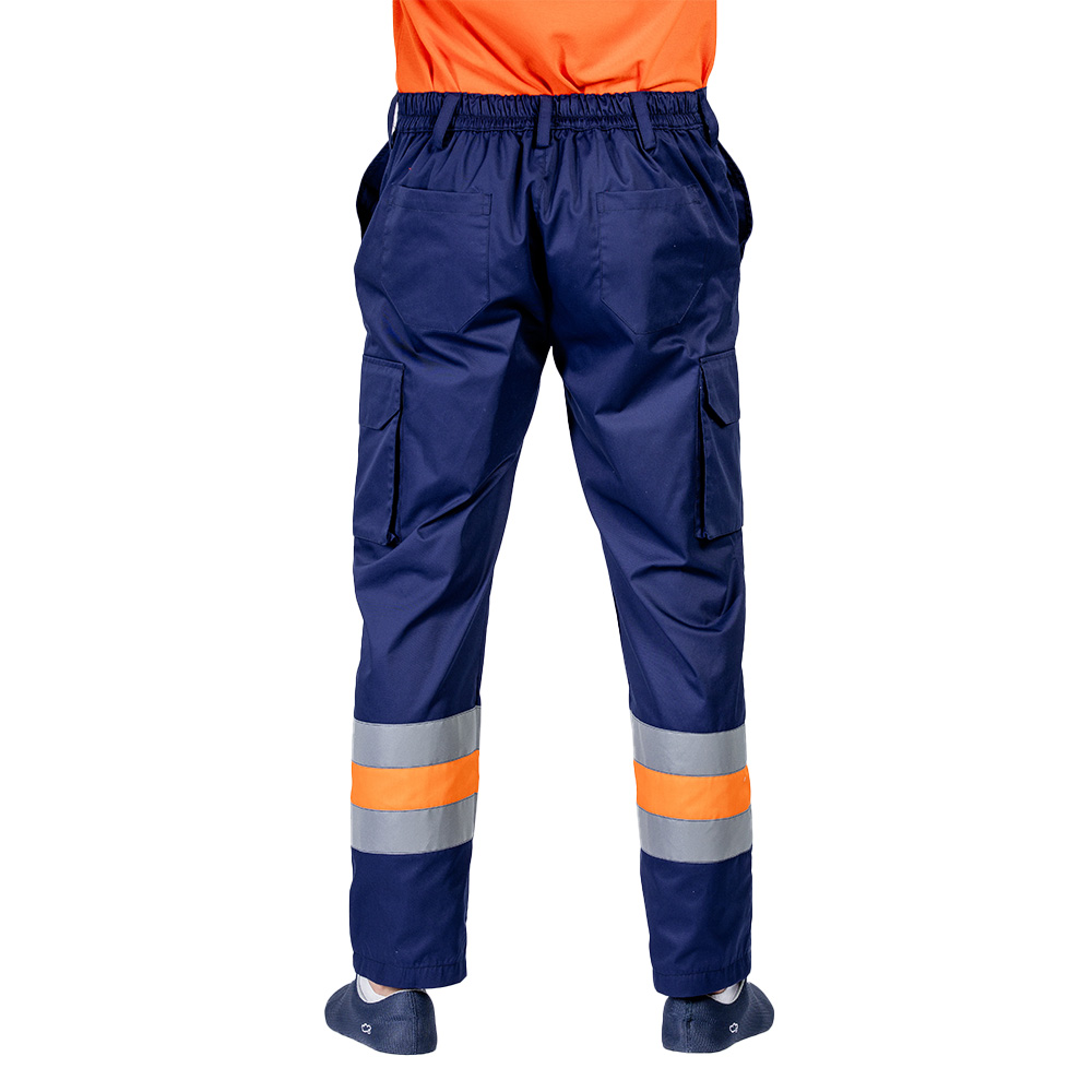 Pantaloni model AMBULANTA ,model barbati, cu benzi reflectorizante, elastic si patru buzunare laterale aplicate 3