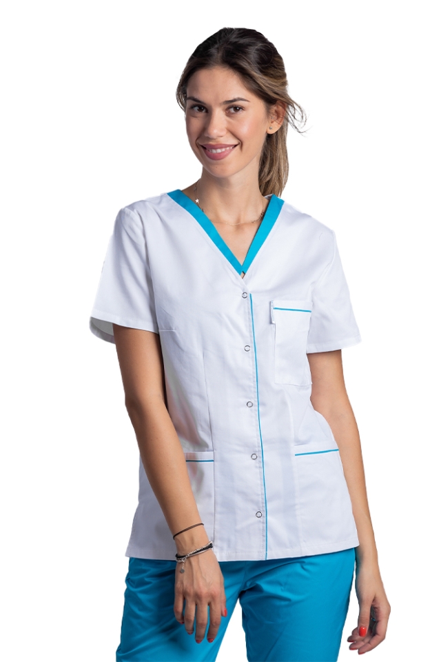 Halat medical cu elastan alb cu paspol turcoaz, capse si trei buzunare aplicate