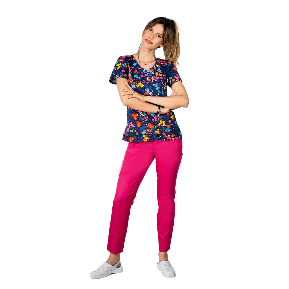 Costum medical Butterfly, cu bluza cu imprimeu  si pantaloni cu elastic 2