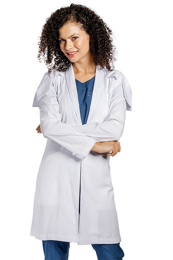 OUTLET Halat medical alb Raisa, dama, cu guler sal, nasturi tip perluta, doua fundite si maneca lunga