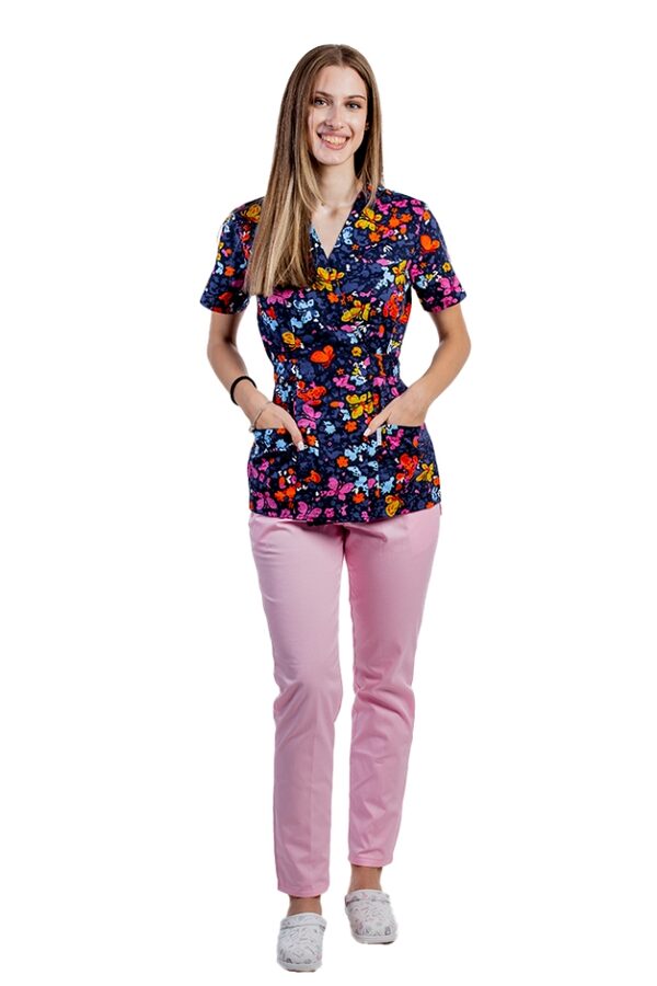 Costum medical kimono Butterfly , cu bluza cu imprimeu  si pantaloni cu elastic