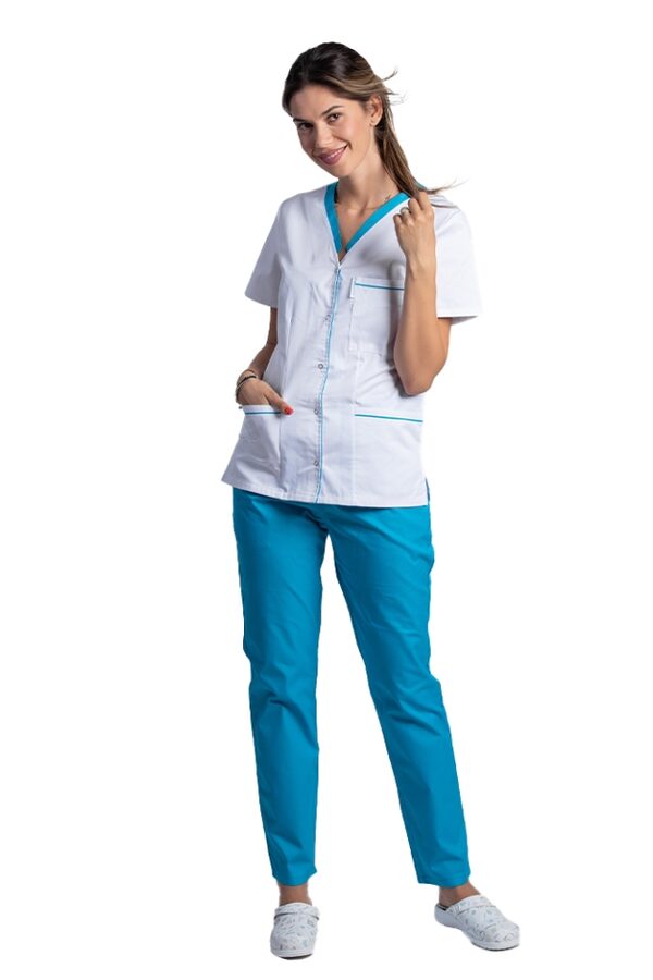 Costum medical cu elastan format din bluza alb cu paspol turcoaz si pantaloni turcoaz cu elastic